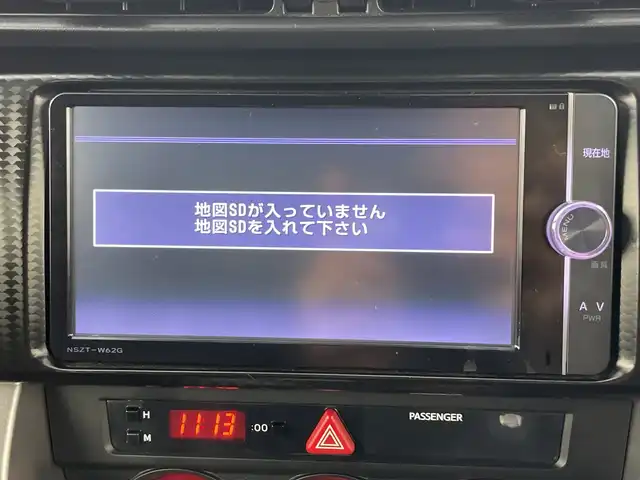 トヨタ ８６ GT 愛知県 2014(平26)年 4.2万km サテンホワイトパール 禁煙車/ワンオーナー/純正７インチナビ/（フルセグＴＶ/ＣＤ/ＤＶＤ/Ｂｌｕｅｔｏｏｔｈ/ＡＭ/ＦＭ）/バックカメラ/ＥＴＣ/パドルシフト/純正１７インチアルミホイール/スマートキー/プッシュスタート/ＨＩＤヘッドライト/フロントフォグランプ/純正フロアマット/横滑り防止装置/オートエアコン/電動格納ミラー