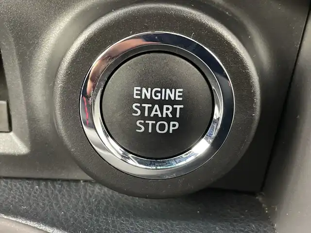 トヨタ ８６ GT 愛知県 2014(平26)年 4.2万km サテンホワイトパール 禁煙車/ワンオーナー/純正７インチナビ/（フルセグＴＶ/ＣＤ/ＤＶＤ/Ｂｌｕｅｔｏｏｔｈ/ＡＭ/ＦＭ）/バックカメラ/ＥＴＣ/パドルシフト/純正１７インチアルミホイール/スマートキー/プッシュスタート/ＨＩＤヘッドライト/フロントフォグランプ/純正フロアマット/横滑り防止装置/オートエアコン/電動格納ミラー