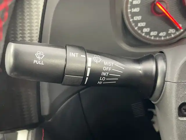 トヨタ ８６ GT 愛知県 2014(平26)年 4.2万km サテンホワイトパール 禁煙車/ワンオーナー/純正７インチナビ/（フルセグＴＶ/ＣＤ/ＤＶＤ/Ｂｌｕｅｔｏｏｔｈ/ＡＭ/ＦＭ）/バックカメラ/ＥＴＣ/パドルシフト/純正１７インチアルミホイール/スマートキー/プッシュスタート/ＨＩＤヘッドライト/フロントフォグランプ/純正フロアマット/横滑り防止装置/オートエアコン/電動格納ミラー