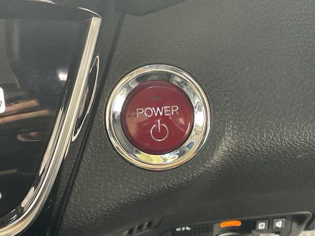 ホンダ ヴェゼル ハイブリッド Z ホンダセンシング 神奈川県 2017(平29)年 5.5万km クリスタルブラックパール 社外メモリナビ【NX617】/バックカメラ/Honda SENSING/レーダークルーズコントロール/シートヒーター/パワーシート/シートメモリー/ビルトインETC/純正フロアマット/ステアリングスイッチ/スマートキー/LDEヘッドライト/オートライト/ルーフレール/純正17インチアルミホイル/車線維持支援システム/衝突軽減ブレーキ/誤発進抑制機能/先行車発進お知らせ機能