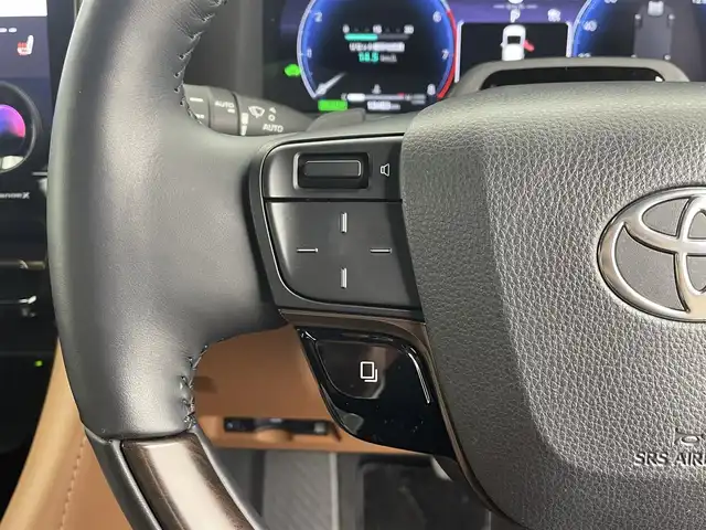 トヨタ ヴェルファイア ハイブリット Z プレミア 熊本県 2024(令6)年 1.9万km ブラック 禁煙車　/ワンオーナー　/純正１４インチディスプレイオーディオ　/HDMI/１２．１型フリップダウンモニター　/社外全方位ドライブレコーダー　/ビルトインETC2.0/両側パワースライドドア　/前席・2列目シートヒーター　/前席・2列目エアーシート　/前席パワーシート　/トヨタセーフティーセンス/・プリクラッシュセーフティ/・ロードサインアシスト/・フロントクロストラフィックアラート/・レーンディパーチャーアラート/・リヤクロストラフィックアラート/・レーダークルーズコントロール/横滑り防止/ブラインドスポットモニター/左右独立ガラスムーンルーフ/100V充電/置くだけ充電/ステアリングヒーター/パワーバックドア/ヘッドアップディスプレイ/デジタルインナーミラー/純正フロアマット/純正19インチAW/オートライト/オートマチックハイビーム/LEDヘッドライト/スマートキー/プッシュスタート/スペアキー1本/保証書/取扱説明書