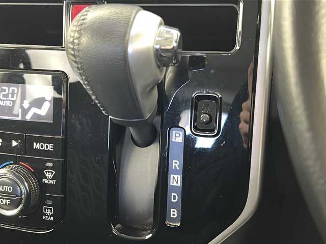 ダイハツ トール カスタムG ターボ SAⅢ 宮城県 2018(平30)年 4.6万km パールホワイトⅢ 禁煙車/全周囲カメラ/スマートアシストIII/・衝突回避支援ブレーキ/・レーンキープアシスト/・オートハイビーム/・コーナーセンサー/クルーズコントロール/両側パワースライドドア/純正7インチナビ/（BT.CD.DVD.USB）/フルセグテレビ/ETC/ステアリングスイッチ/プッシュスタート/スマートキー/スペアキー/純正フロアマット/純正15インチアルミホイール/LEDヘッドライト/横滑り防止機能/アイドリングストップ