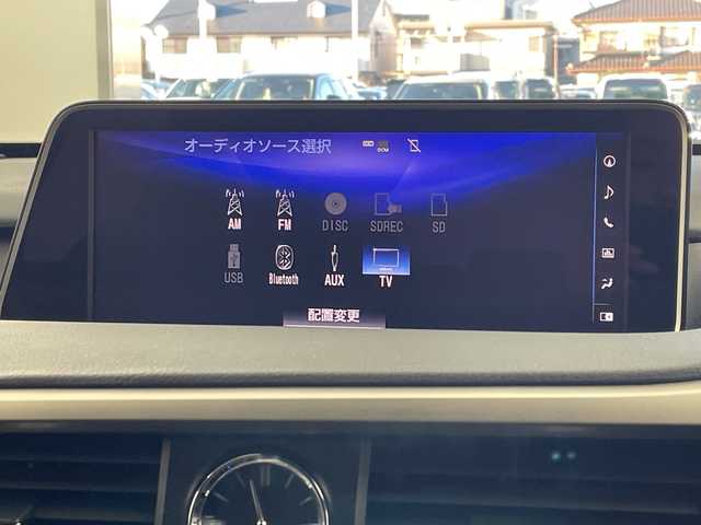 レクサス ＲＸ 200t 岐阜県 2017(平29)年 5.3万km ソニッククォーツ 純正SDナビ/フルセグ/BT/DVD/BD/USB/バックカメラ/ビルトインETC2.0/社外ドライブレコーダー/トヨタセーフティセンス/・レーダークルーズコントロール/・プリクラッシュセーフティ/・レーンキープアシスト/・オートマチックハイビーム/三眼LEDヘッドライト/フォグランプ/シーケンシャルウインカー/100V充電/MTモード付AT/パワーバックドア/トノカバー/ハーフレザーシート/本革ステアリング/アイドリングストップ/純正20インチAW/純正フロアマット/サイドバイザー/ターボ車