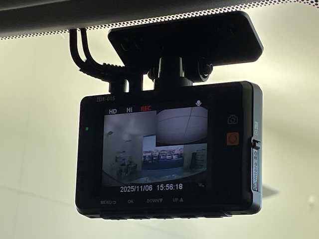 レクサス ＲＸ 200t 岐阜県 2017(平29)年 5.3万km ソニッククォーツ 純正SDナビ/フルセグ/BT/DVD/BD/USB/バックカメラ/ビルトインETC2.0/社外ドライブレコーダー/トヨタセーフティセンス/・レーダークルーズコントロール/・プリクラッシュセーフティ/・レーンキープアシスト/・オートマチックハイビーム/三眼LEDヘッドライト/フォグランプ/シーケンシャルウインカー/100V充電/MTモード付AT/パワーバックドア/トノカバー/ハーフレザーシート/本革ステアリング/アイドリングストップ/純正20インチAW/純正フロアマット/サイドバイザー/ターボ車