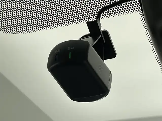 日産 セレナ e－パワー ハイウェイスター V 愛知県 2021(令3)年 4.1万km カシミヤグレージュ 純正１０型ナビ　全方位カメラ　禁煙　プロパイロット　デジタルインナーミラー　ＢＳＭ　ハンズフリー両側パワスラ　ＥＴＣ　衝突軽減　追従クルコン　ハンドル支援　ＬＥＤオートライト　コーナーセンサー　ドライブレコーダー　エマージェンシーブレーキ　純正OP16インチアルミ　電動パーキングブレーキ　オートホールド　ナビ連動純正ドラレコ