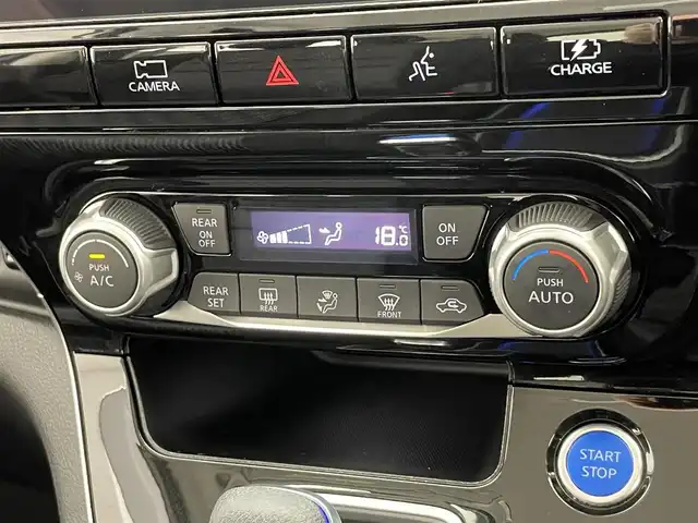 日産 セレナ e－パワー ハイウェイスター V 愛知県 2021(令3)年 4.1万km カシミヤグレージュ 純正１０型ナビ　全方位カメラ　禁煙　プロパイロット　デジタルインナーミラー　ＢＳＭ　ハンズフリー両側パワスラ　ＥＴＣ　衝突軽減　追従クルコン　ハンドル支援　ＬＥＤオートライト　コーナーセンサー　ドライブレコーダー　エマージェンシーブレーキ　純正OP16インチアルミ　電動パーキングブレーキ　オートホールド　ナビ連動純正ドラレコ