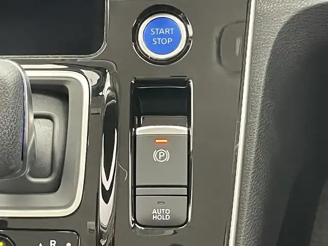 日産 セレナ e－パワー ハイウェイスター V 愛知県 2021(令3)年 4.1万km カシミヤグレージュ 純正１０型ナビ　全方位カメラ　禁煙　プロパイロット　デジタルインナーミラー　ＢＳＭ　ハンズフリー両側パワスラ　ＥＴＣ　衝突軽減　追従クルコン　ハンドル支援　ＬＥＤオートライト　コーナーセンサー　ドライブレコーダー　エマージェンシーブレーキ　純正OP16インチアルミ　電動パーキングブレーキ　オートホールド　ナビ連動純正ドラレコ