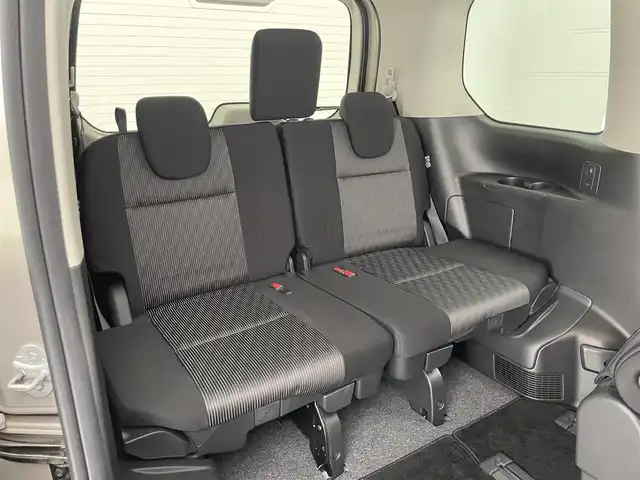 日産 セレナ e－パワー ハイウェイスター V 愛知県 2021(令3)年 4.1万km カシミヤグレージュ 純正１０型ナビ　全方位カメラ　禁煙　プロパイロット　デジタルインナーミラー　ＢＳＭ　ハンズフリー両側パワスラ　ＥＴＣ　衝突軽減　追従クルコン　ハンドル支援　ＬＥＤオートライト　コーナーセンサー　ドライブレコーダー　エマージェンシーブレーキ　純正OP16インチアルミ　電動パーキングブレーキ　オートホールド　ナビ連動純正ドラレコ