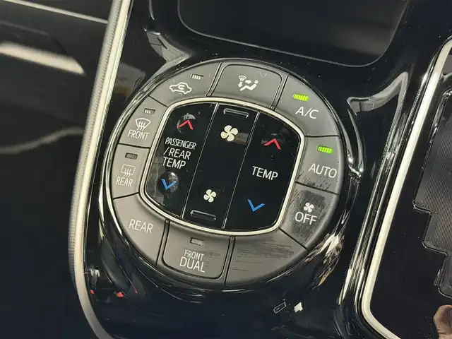 トヨタ ヴォクシー ZS 煌Ⅲ 大阪府 2020(令2)年 1.5万km ブラック 純正10incナビTV バックカメラ フリップダウンモニター ハーフレザー クルーズコントロール 衝突軽減ブレーキ レーンアシスト オートハイビーム 両側パワースライドドア クリアランスソナー ドライブレコーダー ETC