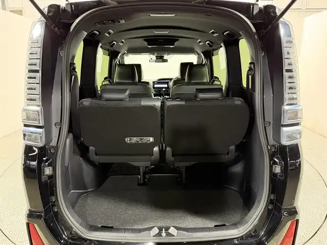 トヨタ ヴォクシー ZS 煌Ⅲ 大阪府 2020(令2)年 1.5万km ブラック 純正10incナビTV バックカメラ フリップダウンモニター ハーフレザー クルーズコントロール 衝突軽減ブレーキ レーンアシスト オートハイビーム 両側パワースライドドア クリアランスソナー ドライブレコーダー ETC