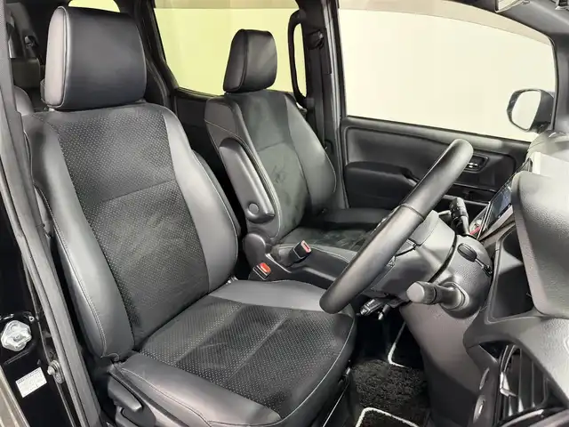 トヨタ ヴォクシー ZS 煌Ⅲ 大阪府 2020(令2)年 1.5万km ブラック 純正10incナビTV バックカメラ フリップダウンモニター ハーフレザー クルーズコントロール 衝突軽減ブレーキ レーンアシスト オートハイビーム 両側パワースライドドア クリアランスソナー ドライブレコーダー ETC