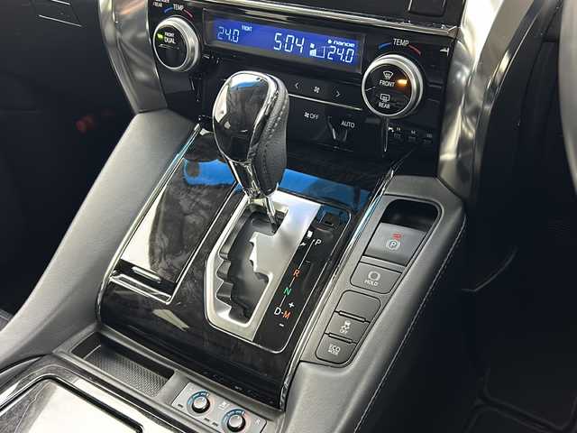 トヨタ アルファード S Cパッケージ 宮城県 2019(令1)年 5.9万km ホワイトパールクリスタルシャイン 純正10型ナビ/・BT接続/フルセグTV/CD/DVD/ミュージックサーバー/純正12型フリップダウンモニター/ブラインドスポットモニター/デジタルインナーミラー/純正18インチAW/両側パワースライドドア/パワーバックドア/パワーシート/シートメモリー/シートヒーター/エアシート/トヨタセーフティセンス/・オートマチックハイビーム/・レーダークルーズコントロール/・プリクラッシュセーフティ/・レーントレーシングアシスト/革巻きステアリング/ステアリングヒーター/LEDヘッドライト/フォグランプ/バックカメラ/ETC/禁煙車