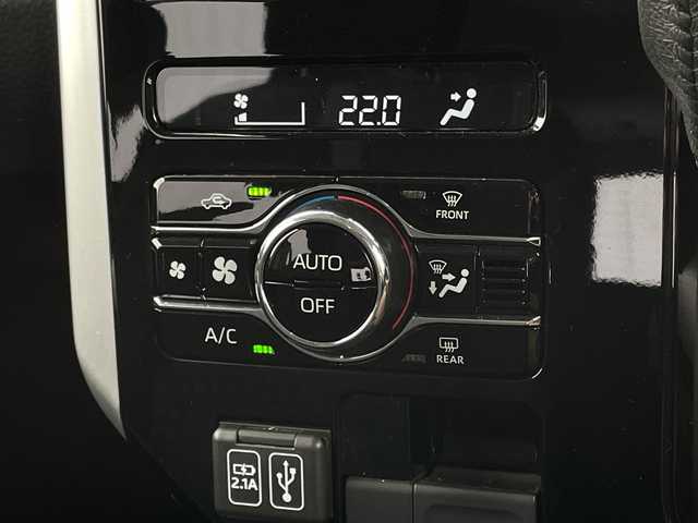 トヨタ ルーミー カスタムG 千葉県 2020(令2)年 2.1万km ターコイズブルーマイカメタリック 純正9インチディスプレイオーディオ/(フルセグTV/BT/FM/AM)/ドライブレコーダー前後/衝突被害軽減システム/バックカメラ/追従式クルーズコントロール/両側パワースライドドア/横滑り防止装置/ビルトインETC/アイドリングストップ/LEDヘッドライト/フォグランプ/オートライト/ウィンカーミラー/電動格納ミラー/純正14インチAW/シートリフター/ブレーキホールド/電子制御パーキング/プッシュスタート/スマートキー/フロアマット/スペアキー/取扱説明書