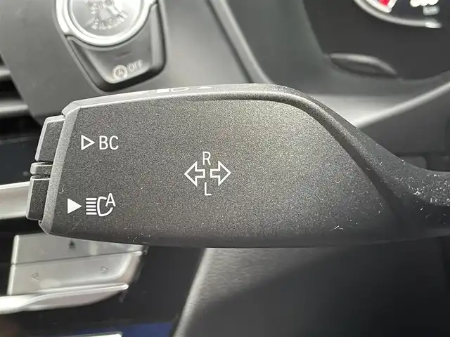 ＢＭＷ Ｘ３ xDrive20d Mスポーツ 静岡県 2019(令1)年 3.8万km サファイアブラックP ヘッドアップディスプレイ/メモリー付きパワーシート/茶革/シートヒーター/ワイヤレス充電/iDrive/(Bluetooth/CD/DVD/USB/AM/FM)/コンフォートアクセス/ACC/インテリジェントセーフティー/ブラインドスポットモニター/電動リアゲート/360°カメラ/LEDライト/純正19インチアルミホイール/ミラー型ETC/ドライブレコーダー/保証書/取扱説明書