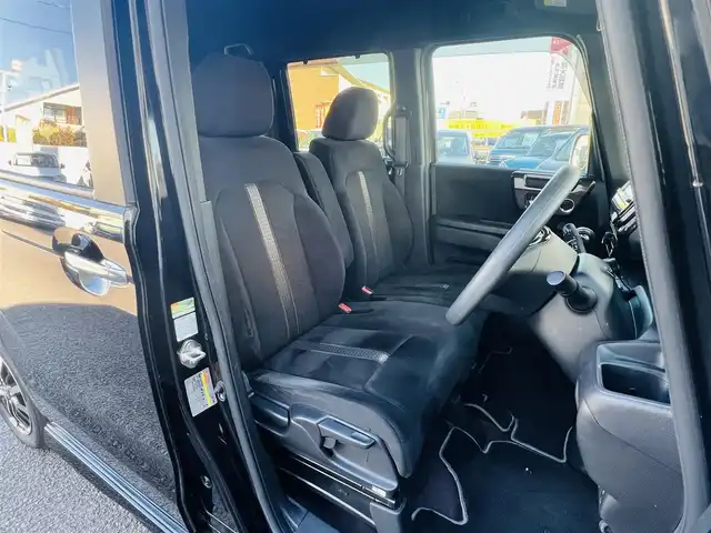 ホンダ Ｎ ＢＯＸ カスタム G L ホンダセンシング 大分県 2018(平30)年 3.8万km クリスタルブラックパール 〇社外メモリーナビ（AVIC-RZ802）/　CD/DVD/MSV/BT/フルセグ/〇バックカメラ/〇ETC/〇ホンダセンシング/〇ACC/〇LKA/〇横滑り防止/〇純正LEDヘッドライト/〇純正フォグランプ/〇片側パワースライドドア/〇ECONモード/〇フロアマット/〇ドアバイザー/〇プライバシーガラス/〇保証書/〇スペアキー/〇スマートキー/〇エンジンプッシュスタート