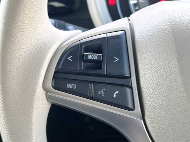 スズキ ワゴンＲ スマイル HYBRID X 三重県 2022(令4)年 3.8万km ピュアホワイトP シートヒーター /コーナーセンサー /スペアキー /両側パワースライドドア /USB給電ポート /レーダークルーズコントロール /レーンキープアシスト /ステアリングスイッチ/純正フロアマット /LEDヘッドライト /オートハイビーム /オートライト/禁煙車