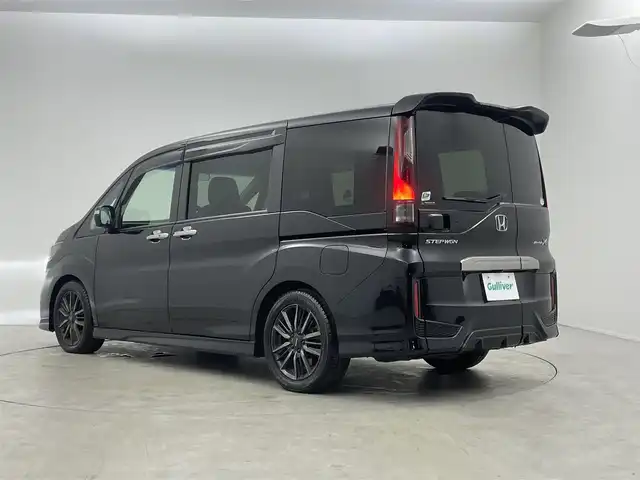 ホンダ ステップワゴン モデューロX ホンダセンシング 埼玉県 2019(平31)年 5.2万km プレミアムスパークルブラックパール 純正９インチナビ　バックカメラ　ＥＴＣ　ホンダセンシング　アダプティブクルーズコントロール　パドルシフト　両側パワースライドドア　純正アルミホイール　スマートキー　ＬＥＤヘッドライト　地デジフルセグ