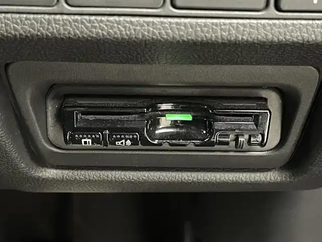 ホンダ ステップワゴン モデューロX ホンダセンシング 埼玉県 2019(平31)年 5.2万km プレミアムスパークルブラックパール 純正９インチナビ　バックカメラ　ＥＴＣ　ホンダセンシング　アダプティブクルーズコントロール　パドルシフト　両側パワースライドドア　純正アルミホイール　スマートキー　ＬＥＤヘッドライト　地デジフルセグ