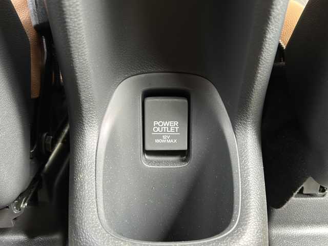 ホンダ ヴェゼル ハイブリッド Z ホンダセンシング 静岡県 2020(令2)年 3.9万km プレミアムクリスタルレッドM 純正ナビ/・CD/DVD/ipod/SD/USB/AUX/Bluetooth/・ラジオ/フルセグTV/主要装備/・シートヒーター　/・レーンキープアシスト　/・コーナーセンサー　/・ホールド　/・ヒーテッドドアミラー　/・ＥＴＣ　/・ステアリングリモコン　/・オートライト　/・パドルシフト　/・レーダークルーズコントロール　/・パドルシフト/・プッシュスタート/・スマートキー/・バックカメラ/・純正アルミホイール