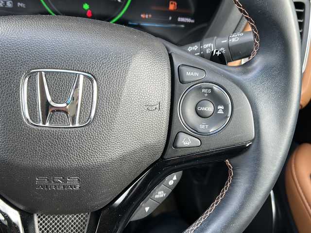 ホンダ ヴェゼル ハイブリッド Z ホンダセンシング 静岡県 2020(令2)年 3.9万km プレミアムクリスタルレッドM 純正ナビ/・CD/DVD/ipod/SD/USB/AUX/Bluetooth/・ラジオ/フルセグTV/主要装備/・シートヒーター　/・レーンキープアシスト　/・コーナーセンサー　/・ホールド　/・ヒーテッドドアミラー　/・ＥＴＣ　/・ステアリングリモコン　/・オートライト　/・パドルシフト　/・レーダークルーズコントロール　/・パドルシフト/・プッシュスタート/・スマートキー/・バックカメラ/・純正アルミホイール