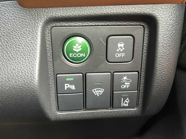 ホンダ ヴェゼル ハイブリッド Z ホンダセンシング 静岡県 2020(令2)年 3.9万km プレミアムクリスタルレッドM 純正ナビ/・CD/DVD/ipod/SD/USB/AUX/Bluetooth/・ラジオ/フルセグTV/主要装備/・シートヒーター　/・レーンキープアシスト　/・コーナーセンサー　/・ホールド　/・ヒーテッドドアミラー　/・ＥＴＣ　/・ステアリングリモコン　/・オートライト　/・パドルシフト　/・レーダークルーズコントロール　/・パドルシフト/・プッシュスタート/・スマートキー/・バックカメラ/・純正アルミホイール