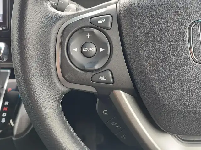 ホンダ ステップワゴン スパーダ ホンダセンシング 東京都 2020(令2)年 3.3万km プレミアムスパークルブラックパール 純正9インチナビ/フルセグ/バックカメラ/ビルトインETC/ドライブレコーダー/両側パワースライドドア/パドルシフト/アイドリングストップ/ホンダセンシング/衝突軽減ブレーキ/レーンキープアシスト/レーダークルーズコントロール/スマートキー/LEDヘッドライト