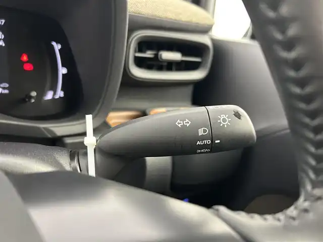 トヨタ シエンタ Z 千葉県 2022(令4)年 2.5万km グレイッシュブルー 禁煙車/トヨタセーフティセンス/・プリクラッシュセーフティ/・レーンディパーチャーアラート/・レーダークルーズコントロール/・オートマチックハイビーム/・プロアクティブドライビングアシスト/・緊急時操舵支援/両側パワースライドドア/純正10.5インチディスプレイオーディオ/Bluetooth/フルセグTV/アラウンドビューモニター/レーダークルーズコントロール/LEDオートライト/純正フロアマット/オートエアコン/USBポート/プッシュスタート/スマートキー/ドアバイザー