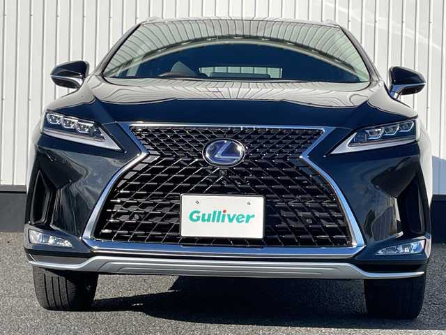 レクサス ＲＸ 450hL 千葉県 2022(令4)年 2.9万km グラファイトブラックガラスフレーク 純正メーカーOP12.3インチナビ/(フルセグTV/BT/CD/DVD/FM/AM)/全周囲カメラ/ヘッドアップディスプレイ/ブラインドスポットモニター/衝突被害軽減システム/車線逸脱警報/追従式クルーズコントロール/レザーシート/横滑り防止装置/ビルトインETC2.0/アイドリングストップ/LEDヘッドライト/フォグランプ/オートライト/ウィンカーミラー/電動格納ミラー/純正20インチAW/シートヒーター/エアシート/シートリフター/ステアリングヒーター/パドルシフト/プッシュスタート/スマートキー/フロアマット/スペアキー/取扱説明書/保証書