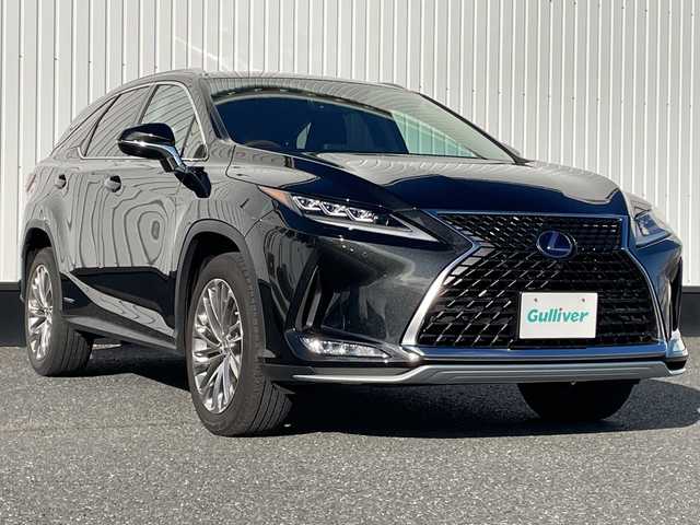 レクサス ＲＸ 450hL 千葉県 2022(令4)年 2.9万km グラファイトブラックガラスフレーク 純正メーカーOP12.3インチナビ/(フルセグTV/BT/CD/DVD/FM/AM)/全周囲カメラ/ヘッドアップディスプレイ/ブラインドスポットモニター/衝突被害軽減システム/車線逸脱警報/追従式クルーズコントロール/レザーシート/横滑り防止装置/ビルトインETC2.0/アイドリングストップ/LEDヘッドライト/フォグランプ/オートライト/ウィンカーミラー/電動格納ミラー/純正20インチAW/シートヒーター/エアシート/シートリフター/ステアリングヒーター/パドルシフト/プッシュスタート/スマートキー/フロアマット/スペアキー/取扱説明書/保証書
