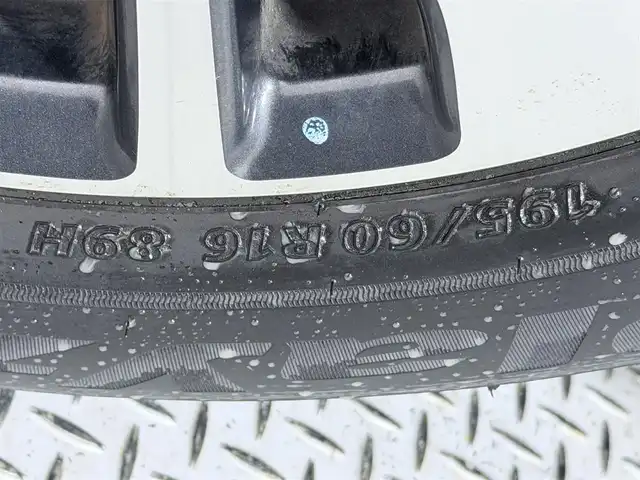 日産 セレナ HWS S HV Vセレ +SeftyⅡ 大阪府 2015(平27)年 4.5万km ブリリアントホワイトパール 純正ナビTV 360カメラ 両側パワースライドドア クルーズコントロール 衝突軽減ブレーキ レーンアシスト スマートキー プッシュスタート リアオートエアコン クリアランスソナー ETC