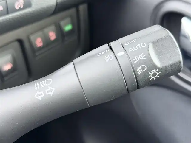 日産 セレナ HWS S HV Vセレ +SeftyⅡ 大阪府 2015(平27)年 4.5万km ブリリアントホワイトパール 純正ナビTV 360カメラ 両側パワースライドドア クルーズコントロール 衝突軽減ブレーキ レーンアシスト スマートキー プッシュスタート リアオートエアコン クリアランスソナー ETC