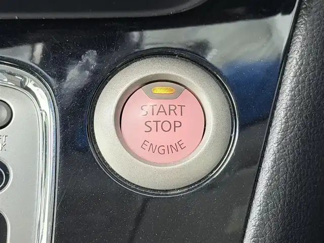 日産 セレナ HWS S HV Vセレ +SeftyⅡ 大阪府 2015(平27)年 4.5万km ブリリアントホワイトパール 純正ナビTV 360カメラ 両側パワースライドドア クルーズコントロール 衝突軽減ブレーキ レーンアシスト スマートキー プッシュスタート リアオートエアコン クリアランスソナー ETC