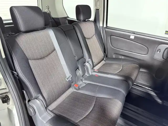 日産 セレナ HWS S HV Vセレ +SeftyⅡ 大阪府 2015(平27)年 4.5万km ブリリアントホワイトパール 純正ナビTV 360カメラ 両側パワースライドドア クルーズコントロール 衝突軽減ブレーキ レーンアシスト スマートキー プッシュスタート リアオートエアコン クリアランスソナー ETC