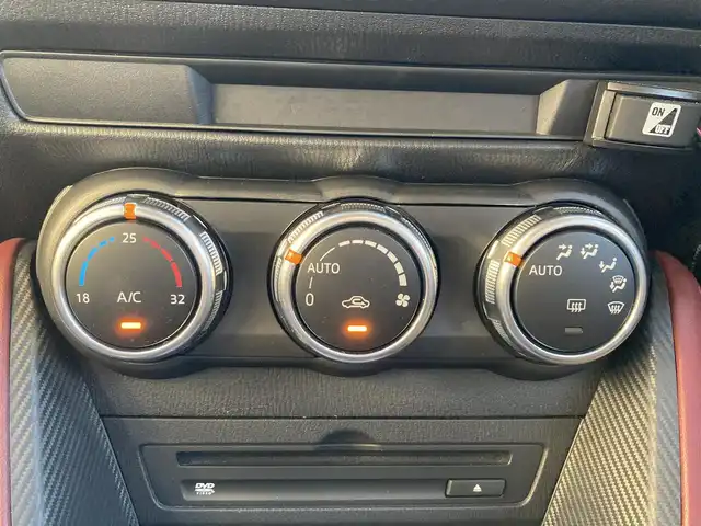 マツダ ＣＸ－３ XD ツーリング 静岡県 2016(平28)年 10万km ディープクリスタルブルーマイカ (株)IDOMが運営する【じしゃロン焼津店】の自社ローン専用車両になります。こちらは現金またはオートローンご利用時の価格です。自社ローンご希望の方は別途その旨お申付け下さい　/純正ＳＤナビ/（フルセグＴＶ/Ｂｌｕｅｔｏｏｔｈ接続/ＣＤ/ＤＶＤ）/衝突軽減ブレーキ/レーダークルーズ/レーンキープアシスト/ブラインドスポットモニター/バックカメラ/コーナーセンサー/ＥＴＣ/レザーシート/プッシュスタート＆スマートキー/LEDヘッドライト/オートライト