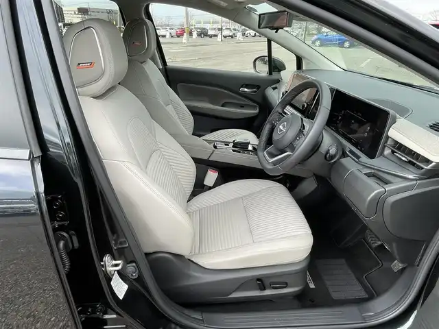 日産 オーラ G FOUR レザーエディション 道央・札幌 2024(令6)年 0.2万km パープル ４WD/寒冷地仕様/BOSEサウンドシステム/純正メーカーナビ/AM/FM/USB/BT/プロパイロット/エマージェンシーブレーキ/横滑り防止装置/レーダークルーズコントロール/レーンキープアシスト/クリアランスソナー/アラウンドビューモニター/ビルトインETC2.0/デジタルインナーミラー/EVMODE/D-MODE/D席パワーシート/前席シートヒーター/レザーシート/革巻きステアリング/ステアリングリモコン/ハンドルヒーター/電動パーキング/オートブレーキホールド/置くだけ充電/プッシュスタート/スマートキー/LEDヘッドライト/オートライト/オートハイビーム/フォグランプ/電動格納ミラー/ウィンカーミラー/純正フロアマット