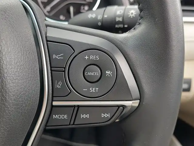 トヨタ カムリ G レザーパッケージ 東京都 2018(平30)年 2.3万km エモーショナルレッド 純正ナビ/【AM/FM/DISC/SD/USB/BT/AUX/TV】/モデリスタエアロ/バックカメラ/ETC2.0/パノラマムーンルーフ/ドライブレコーダー/レザーシート/シートヒーター/パワーシート(D/N席)/コーナーセンサー/レーダークルーズコントロール/BSM/バックソナー/LEDヘッドライト/フォグランプ/USBポート/ステアリングスイッチ/純正フロアマット/純正18インチAW/プッシュスタート/スマートキー