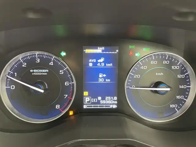 スバル ＸＶ ハイブリッド アドバンス 富山県 2018(平30)年 6万km クリスタルホワイトP 純正ナビ（AM/FM/DVD/BT/フルセグ）/バック/サイドカメラ/ドライブレコーダー/ETC/ハーフレザーシート/D/N席パワーシート/ブラインドスポットモニター/衝突被害軽減システム/レーダークルーズコントロール/レーンキープアシスト/コーナーセンサー/横滑り防止装置/純正アルミホイール/純正フロアマット/オートLEDライト/フォグライト/オートホールド付電子パーキング/INNOルーフボックス/革巻きステアリング/ステアリングスイッチ/パドルシフト/スマートキー/スペアキー