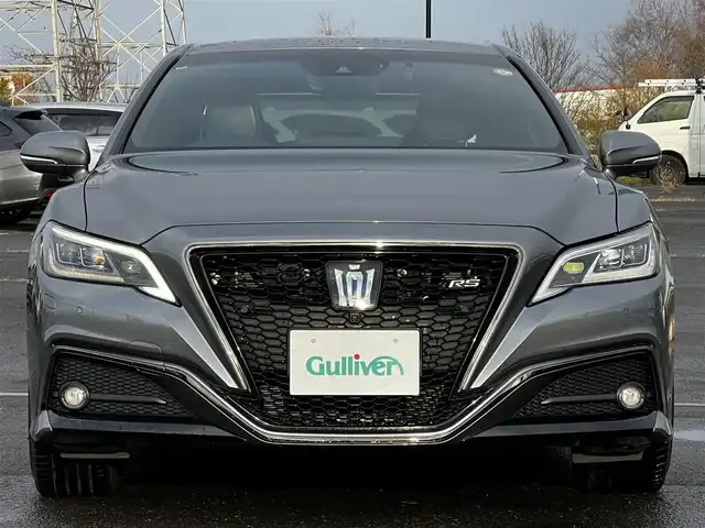 トヨタ クラウン ハイブリッド RS Four リミテッドⅡ 道央・札幌 2022(令4)年 6.2万km グレー ４WD/寒冷地仕様/純正メモリーナビ/AM/FM/BT/CD/フルセグ/トヨタセーフティセンス/衝突被害軽減ブレーキ/横滑り防止装置/レーダークルーズコントロール/レーンキープアシスト/クリアランスソナー/ブラインドスポットモニター/バックカメラ/サイドカメラ/フロントカメラ/アラウンドビューモニター/ビルトインETC/ドライブレコーダー/アイドリングストップ/ワイパーデアイサー/DRIVEMODE/SNOWMODE/EVMODE/前席パワーシート/前席シートヒーター/前席エアシート/レザーシート/革巻きステアリング/ステアリングリモコン/ハンドルヒーター/AC100V/電動パーキング/ブレーキホールド/自動防眩ミラー/MTモード付AT/プッシュスタート/スマートキー/LEDヘッドライト/オートライト/オートマチックハイビーム/フォグランプ/電動格納ミラー/ヒーテッドドアミラー/ウィンカーミラー/純正フロアマット/ドアバイザー/スペアキー/エンジンスターター