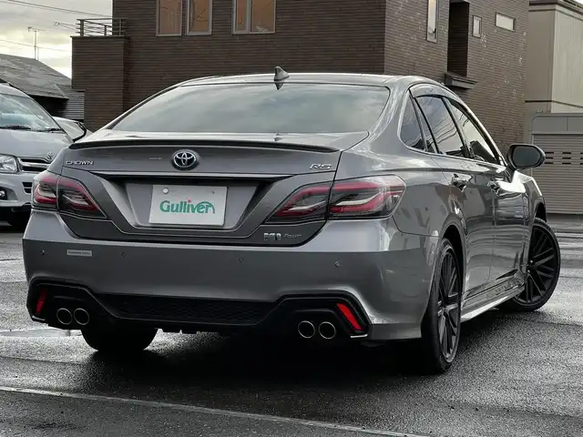 トヨタ クラウン ハイブリッド RS Four リミテッドⅡ 道央・札幌 2022(令4)年 6.2万km グレー ４WD/寒冷地仕様/純正メモリーナビ/AM/FM/BT/CD/フルセグ/トヨタセーフティセンス/衝突被害軽減ブレーキ/横滑り防止装置/レーダークルーズコントロール/レーンキープアシスト/クリアランスソナー/ブラインドスポットモニター/バックカメラ/サイドカメラ/フロントカメラ/アラウンドビューモニター/ビルトインETC/ドライブレコーダー/アイドリングストップ/ワイパーデアイサー/DRIVEMODE/SNOWMODE/EVMODE/前席パワーシート/前席シートヒーター/前席エアシート/レザーシート/革巻きステアリング/ステアリングリモコン/ハンドルヒーター/AC100V/電動パーキング/ブレーキホールド/自動防眩ミラー/MTモード付AT/プッシュスタート/スマートキー/LEDヘッドライト/オートライト/オートマチックハイビーム/フォグランプ/電動格納ミラー/ヒーテッドドアミラー/ウィンカーミラー/純正フロアマット/ドアバイザー/スペアキー/エンジンスターター