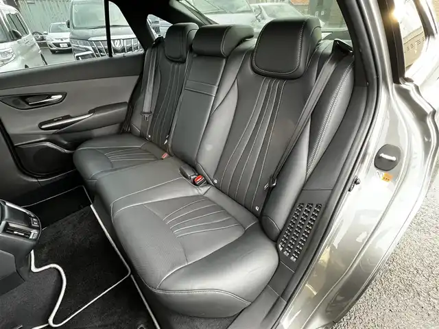 トヨタ クラウン ハイブリッド RS Four リミテッドⅡ 道央・札幌 2022(令4)年 6.2万km グレー ４WD/寒冷地仕様/純正メモリーナビ/AM/FM/BT/CD/フルセグ/トヨタセーフティセンス/衝突被害軽減ブレーキ/横滑り防止装置/レーダークルーズコントロール/レーンキープアシスト/クリアランスソナー/ブラインドスポットモニター/バックカメラ/サイドカメラ/フロントカメラ/アラウンドビューモニター/ビルトインETC/ドライブレコーダー/アイドリングストップ/ワイパーデアイサー/DRIVEMODE/SNOWMODE/EVMODE/前席パワーシート/前席シートヒーター/前席エアシート/レザーシート/革巻きステアリング/ステアリングリモコン/ハンドルヒーター/AC100V/電動パーキング/ブレーキホールド/自動防眩ミラー/MTモード付AT/プッシュスタート/スマートキー/LEDヘッドライト/オートライト/オートマチックハイビーム/フォグランプ/電動格納ミラー/ヒーテッドドアミラー/ウィンカーミラー/純正フロアマット/ドアバイザー/スペアキー/エンジンスターター