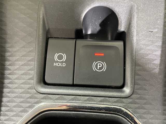 トヨタ ライズ Z 神奈川県 2022(令4)年 6万km シャイニングホワイトパール 純正9インチナビ/(Bluetooth/DVD/CD/AM/FM)/ブラインドスポットモニター/衝突被害軽減システム/車線逸脱警報/バックカメラ/アダプティブクルーズコントロール/横滑り防止装置/ETC/アイドリングストップ/LEDヘッドライト/フォグランプ/オートライト/ウィンカーミラー/電動格納ミラー/純正17インチAW/シートヒーター/AC100V/プッシュスタート/スマートキー/フロアマット/スペアキー/取扱説明書/保証書