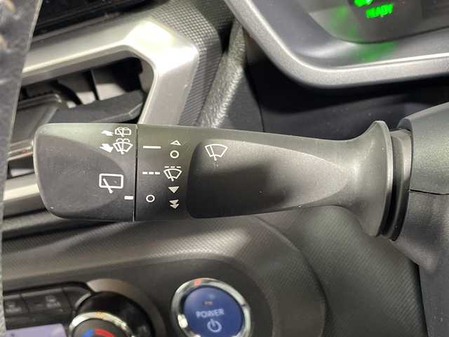 トヨタ ライズ Z 神奈川県 2022(令4)年 6万km シャイニングホワイトパール 純正9インチナビ/(Bluetooth/DVD/CD/AM/FM)/ブラインドスポットモニター/衝突被害軽減システム/車線逸脱警報/バックカメラ/アダプティブクルーズコントロール/横滑り防止装置/ETC/アイドリングストップ/LEDヘッドライト/フォグランプ/オートライト/ウィンカーミラー/電動格納ミラー/純正17インチAW/シートヒーター/AC100V/プッシュスタート/スマートキー/フロアマット/スペアキー/取扱説明書/保証書