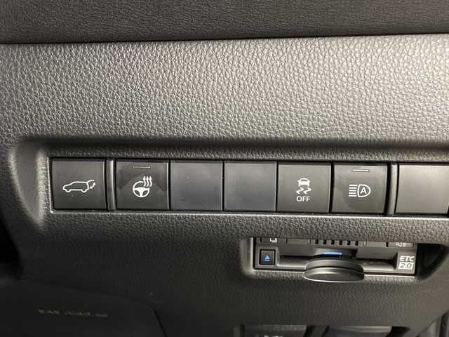 トヨタ ハリアー Z レザーパッケージ 鹿児島県 2020(令2)年 3.6万km ブラック 純正12.3型ナビ/（AM/FM/Bluetooth/フルセグ）/調光パノラマルーフ/JBLプレミアムサウンドシステム/セーフティセンス/・プリクラッシュセーフティ/・レーントレーシングアシスト/・レーダークルーズコントロール/・アダプティブハイビームシステム/・ロードサインアシスト/ブラインドスポットモニター/パーキングサポートブレーキ/デジタルインナーミラー/ヘッドアップディスプレイ/ハンズフリーパワーバックドア/レザーシート/前席パワーシート（運転席メモリー機能付）/シートヒーター／ベンチレーション/ドライブレコーダー/革巻きステアリング/ステアリングヒーター/スマートキー/電動パーキングブレーキ/ブレーキホールド/LEDヘッドランプ/フォグランプ/オートライト/電動格納ミラー/純正19インチAW/純正フロアマット/W/サイド/カーテンエアバッグ