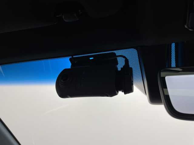 トヨタ ハリアー Z レザーパッケージ 鹿児島県 2020(令2)年 3.6万km ブラック 純正12.3型ナビ/（AM/FM/Bluetooth/フルセグ）/調光パノラマルーフ/JBLプレミアムサウンドシステム/セーフティセンス/・プリクラッシュセーフティ/・レーントレーシングアシスト/・レーダークルーズコントロール/・アダプティブハイビームシステム/・ロードサインアシスト/ブラインドスポットモニター/パーキングサポートブレーキ/デジタルインナーミラー/ヘッドアップディスプレイ/ハンズフリーパワーバックドア/レザーシート/前席パワーシート（運転席メモリー機能付）/シートヒーター／ベンチレーション/ドライブレコーダー/革巻きステアリング/ステアリングヒーター/スマートキー/電動パーキングブレーキ/ブレーキホールド/LEDヘッドランプ/フォグランプ/オートライト/電動格納ミラー/純正19インチAW/純正フロアマット/W/サイド/カーテンエアバッグ