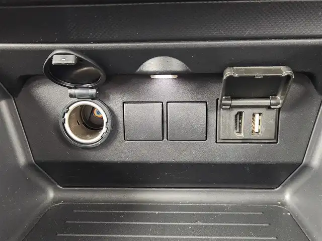 トヨタ ライズ G 愛知県 2023(令5)年 2.6万km ブラックマイカメタリック ワンオーナー/純正9型DA（フルセグ、Bluetooth、AppleCarplay）/ETC/Bカメラ/コーナーセンサー前後/衝突軽減ブレーキ/スマートキー/オートライト/LEDヘッドライト/純正フロアマット/純正16インチAW/スマートキー/Pスタート/オートライト/横滑り防止装置/取説、保証書