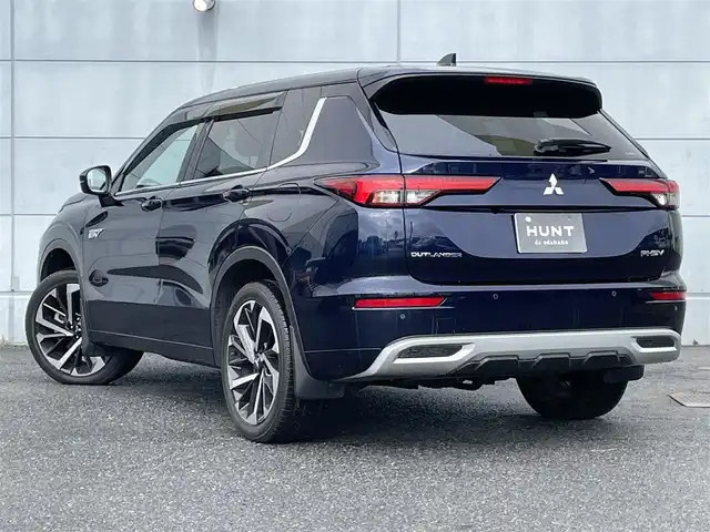 三菱 アウトランダー ＰＨＥＶ P 千葉県 2022(令4)年 2万km コスミックブルーマイカ 衝突軽減ブレーキ/全方位カメラ/マイパイロット/純正９インチナビ/フルセグＴＶ/ＢＯＳＥ/ＢＳＭ/プロジェクションイルミネーション/シートヒーター/ＬＥＤヘッドライト/純正２０インチＡＷ
