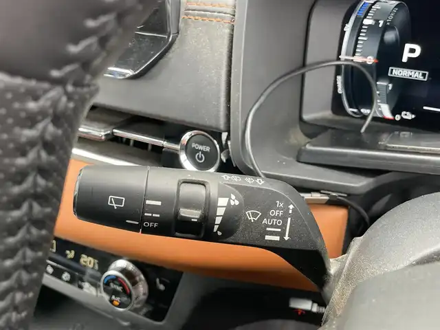 三菱 アウトランダー ＰＨＥＶ P 千葉県 2022(令4)年 2万km コスミックブルーマイカ 衝突軽減ブレーキ/全方位カメラ/マイパイロット/純正９インチナビ/フルセグＴＶ/ＢＯＳＥ/ＢＳＭ/プロジェクションイルミネーション/シートヒーター/ＬＥＤヘッドライト/純正２０インチＡＷ