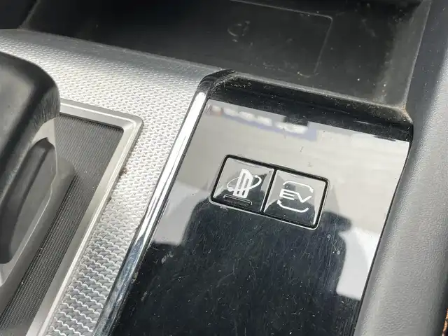 三菱 アウトランダー ＰＨＥＶ P 千葉県 2022(令4)年 2万km コスミックブルーマイカ 衝突軽減ブレーキ/全方位カメラ/マイパイロット/純正９インチナビ/フルセグＴＶ/ＢＯＳＥ/ＢＳＭ/プロジェクションイルミネーション/シートヒーター/ＬＥＤヘッドライト/純正２０インチＡＷ