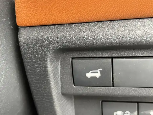 三菱 アウトランダー ＰＨＥＶ P 千葉県 2022(令4)年 2万km コスミックブルーマイカ 衝突軽減ブレーキ/全方位カメラ/マイパイロット/純正９インチナビ/フルセグＴＶ/ＢＯＳＥ/ＢＳＭ/プロジェクションイルミネーション/シートヒーター/ＬＥＤヘッドライト/純正２０インチＡＷ