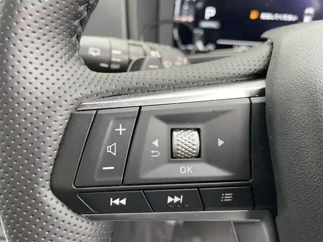 三菱 アウトランダー ＰＨＥＶ P 千葉県 2022(令4)年 2万km コスミックブルーマイカ 衝突軽減ブレーキ/全方位カメラ/マイパイロット/純正９インチナビ/フルセグＴＶ/ＢＯＳＥ/ＢＳＭ/プロジェクションイルミネーション/シートヒーター/ＬＥＤヘッドライト/純正２０インチＡＷ